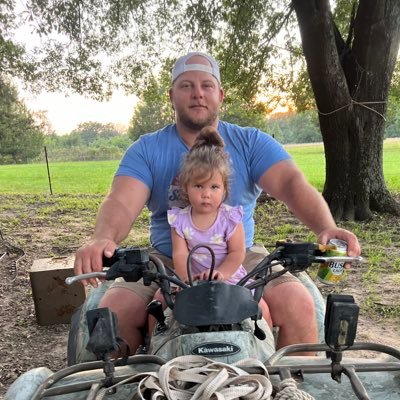 DillonWeav19591's profile picture. 