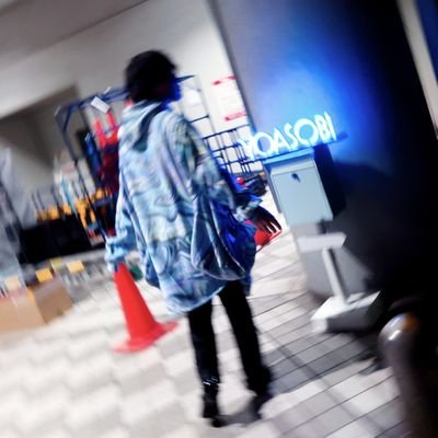 主に音楽と服で生きてます
NERUBALLOONEOTWZTMYOASOBIADO77OTAKUTONANTOKAEVENMNLHARUMAKIKENSHIYORUSHIKAZEMAFUSYUDOETC