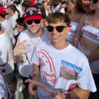 Adam 🏄🏽♂️ (@adamhoff22) 's Twitter Profile