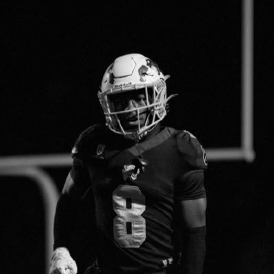 5’10 180 C/O 24’ Safety #Jucoproduct || gmail: mekelsmallwood05@gmail.com || phone # 215-980-8645