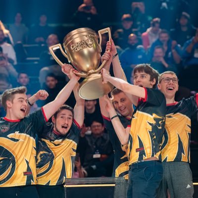🇩🇪Player for @rpg_coc // World Champ 24🥇//ClashWorlds 2022/23/24/25♟️ 🛠️