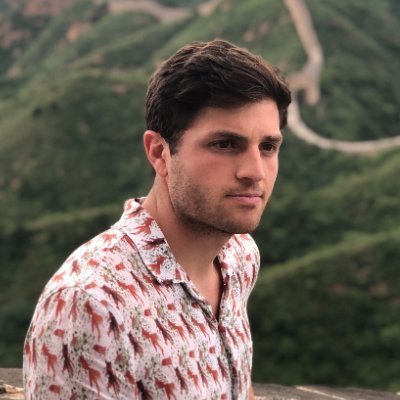 I show businesses/creators how to build an active community that converts. Built a 6-fig community using Digital Marketing. 3x Founder, 1x Exit. Digital Nomad.
