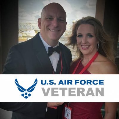 I am a Yankee (PGH, PA) trapped in the south by way of the US Air Force (USAF Veteran) Accountant;Entrepreneur; QB Pro Advisor #bottomlinepeaceofmind