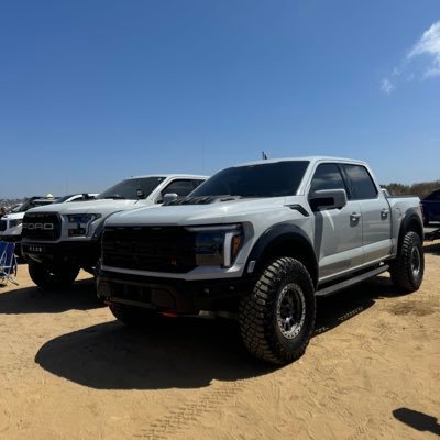 brandonjholguin's profile picture. 