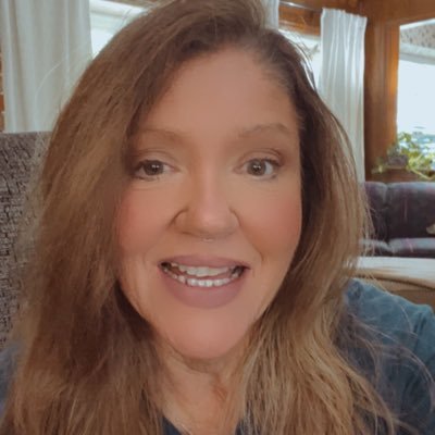 Suzanne26208742's profile picture. Traditional Catholic wife of Jeff and mom of 5.