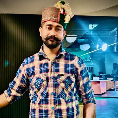 इंसान हर घर में जन्म लेता है लेकिन इंसानियत कहीं कहीं ही जन्म लेती है,