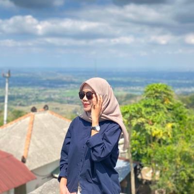 anggiriska_'s profile picture. i'm trying my best✨️ | mode berpetualang🌈