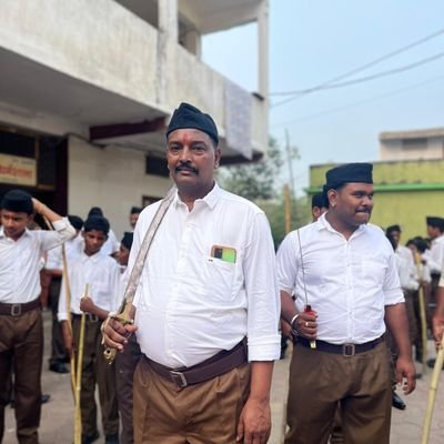 ratanchand94143's profile picture. प्रांत गौ रक्षा प्रमुख छत्तीसगढ़ 
विश्वहिन्दु परिषद बजरंग दल 
कट्टर हिन्दू