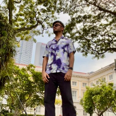 👨💻 Software Engineer @GetPeakflo by day | 🧑💻 Get programming guidance from @algorithmicsaga | ❤️ Indie music