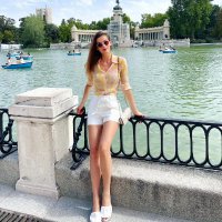 Charlotte Mitchell (@00023baibai) 's Twitter Profile