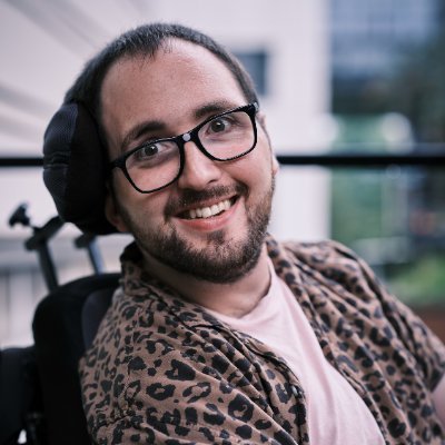 Journalist, Filmmaker and Sit-down comic. Writes for @SetTheTape, @SightSoundmag and @LWLies. Writer/director of @OrsonFilm. Co-owner of @know_laugh. He/him