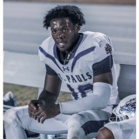 De’Zhian Roberts (@dezhian_roberts) 's Twitter Profile