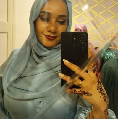 3moon_moh's profile picture. يما الصحاب طاقات امان.. وانا ياخ بريد صحابي شديد❤️
Sust_Elex23