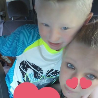 Mom of 6 in relationship with kids dad I am not new from my new account in January I had my old taken restarted a new page in January