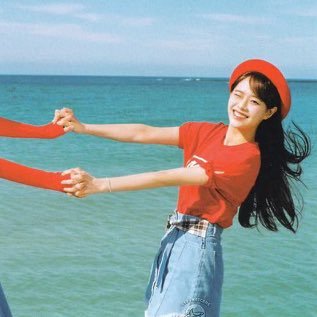 beautiful boy jisungie :3 (I also like TXT, twst, and genshin👀) || Liz 20, JS ult🍊matching w/ @_yerinmuffin 💕