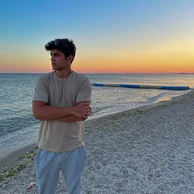 Emrulla58653403's profile picture. hacettepe