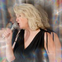 Helena Richardsson (@helenar74142769) 's Twitter Profile