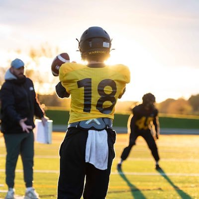 Huron heights ‘24 QB. 6’1 185lb 83% average. email: eschwarz152@gmail.com