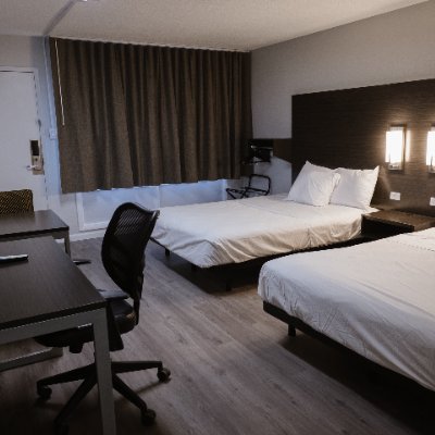 InnHenderson's profile picture. 