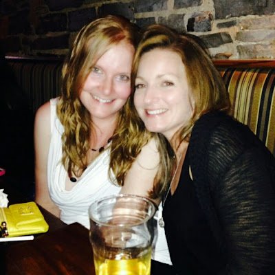 LizL73992's profile picture. 