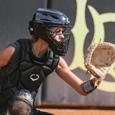 Athlete/ Catcher/Cal State Long Beach Softball @lbsusoftball