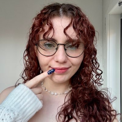 ohcaethen's profile picture. @Eric_Castillo98 ‘s player 2 for life 💕