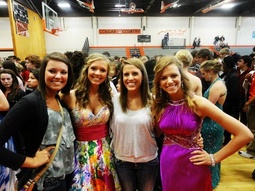 kellidenton's profile picture. 