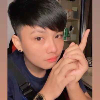🔑 เปิดประตูสู่โลกที่ซ่อนอยู่ในทุกตัวอักษร
📖 เรื่องราวที่ร้อยเรียงจากหัวใจสู่ทุกบรรทัด
✨เพราะทุกคำมีความหมายและทุกความหมายมีรหัสลับ
𝓣𝓱𝓮 𝓗𝓲𝓭𝓭𝓮𝓷 𝓚𝓮𝔂.