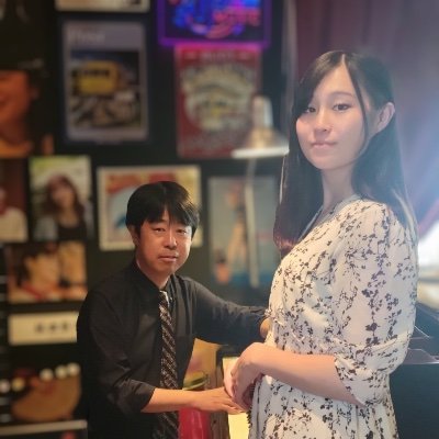 月永凛子(Vo)@rinco_0721
糸井光(Pf)@pikapiano
によるポップスユニット
2024年1月始動