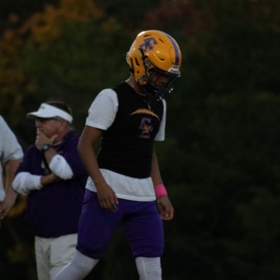 ✝️ AGTG. Class of 2027 | Crawford County High School (GA) | 5’9 | 150lbs | 16 | 3.5⭐️K 3⭐️P Email: davd.rodri10.10@gmail.com