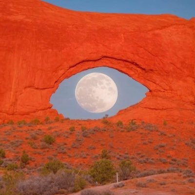 kendoll72's profile picture. a happily married man living with RP retinitis pigmentosa. going blind. #FuckRP