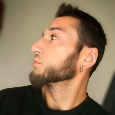 HEEL_EAZY's profile picture. 34 -- C O N C R E T E -- ♊
