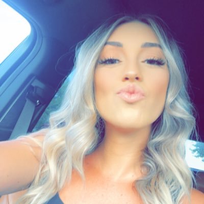 28. Fourth Grade Teacher 🍎