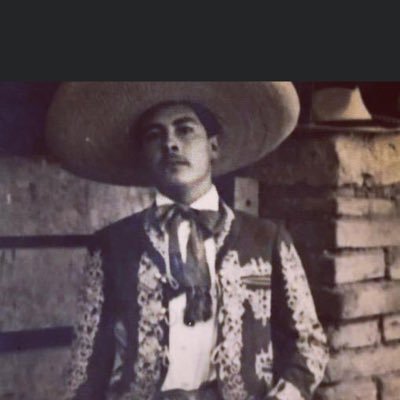 truckertips's profile picture. 