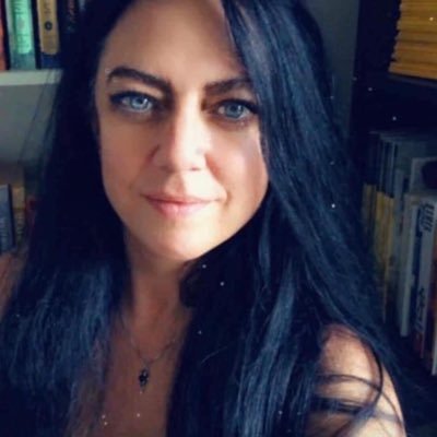 amandacarlucci_'s profile picture. Water, wetland & wildlife conservationist. Hobbies in Geography, genealogy & all things gothic. Parlo italiano🇮🇹 Mom of 2. she/her/lei. #ALLCAPS 🏒 Strega