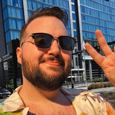 Graphic designer. Lover of wrestling, games, music, movies, & Kinda Funny. Portfolio: https://t.co/QJUa4iTiCK