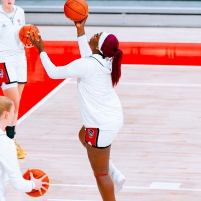 united township high school || 17u nike mwe || email: lorenaawou@gmail.com