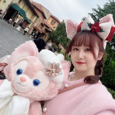 声優の松井暁波(まついあきは)です!ディズニーとアイドルと食べることが好き❣️『艦隊これくしょん艦これ』 モガドール、レキシントン/『魔法使いの夜』周瀬唯架/『スマーフ スマーフェットと秘密の大冒険』スマーフェット/『ブラックチャンネル』さとしアカネカメラちゃん他/『薔薇と椿〜お豪華絢爛版〜』椿小路玲子/『呪術廻戦』他