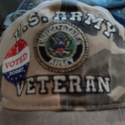 Army veteran and a half breed , American values 🇺🇸🇺🇸🇺🇸🫡🫡🫡 a p 1.5 listener of D,B 👍👍👍