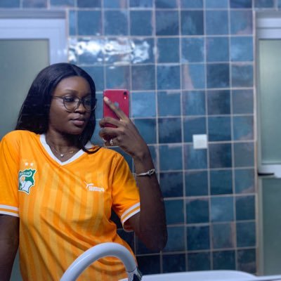 pharydane's profile picture. 💙❤LM. addict to @thedamso.