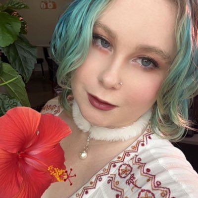 22 year old🥂 Bisexual🏳️🌈 BDS🇵🇸 PSL✊🌹Episcopal ✝️