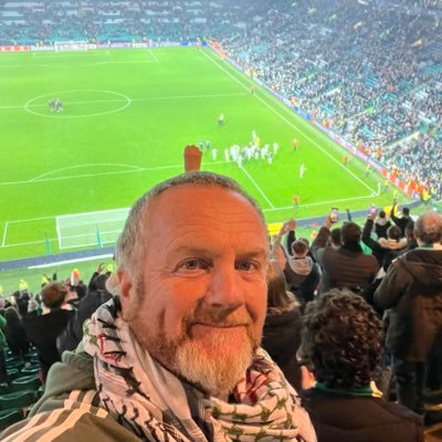 Actor in #Guardiansofthegalaxy #Outlander #OutlawKing #shetland #StillGame #BBCRiverCity #Mitsubishimotors #The_Macallan #MrsDavis & watching #Celticfc 🍀