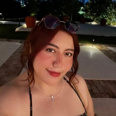 Formándome cómo abogada ⚖️🏛️📚
Orgullosamente hecha en 🇲🇽 XIV ✨