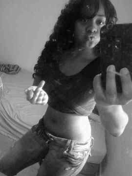 ishellecaramell's profile picture. Cute,conceited,funny,lovely,honest,54, yu follow me I follow bck :)