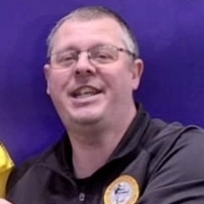 Coach of @caledonian2017s SFA qualified. Child 1.3, Goalkeeping 1.3, Youth/Adult 1.3. UEFA Grassroots Leader award. Views are my own and not of my club.