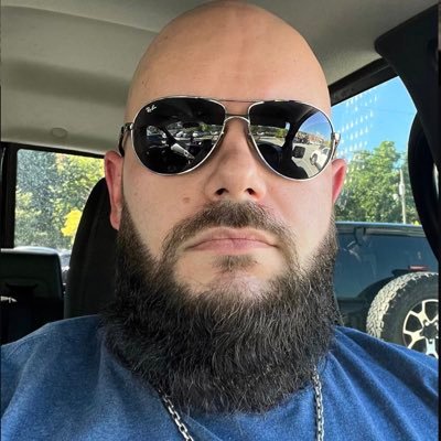 flatline117's profile picture. Single • male • I play games on easy 🤫