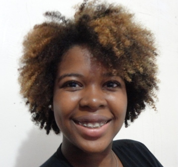 18 anos de idade, já to na faculdade,cursando publicidade,tendo muita responsabilidade,curtindo as coisas da minha idade e exercitando a minha criatividade.kkkk