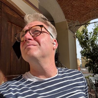 cduvenhorst's profile picture. Ökonom. Schweizer Freisinn, glaubt an das gute Individuum und die Übernahme von Verantwortung der Bürger über ihr Leben. Lehnt Kollektivismus ab.