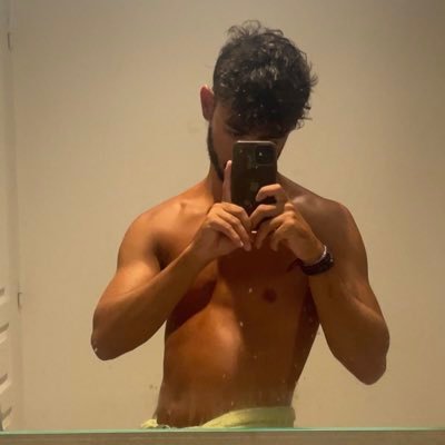 Oxrmyc4's profile picture. l’acteur porno de ton acteur préféré/créateur de contenue pour adulte/camboy : Mym : https://t.co/QiKdw6Qb90 Cam4 (duo) : Oxrmy Cam4 solo : Oxrmy_male