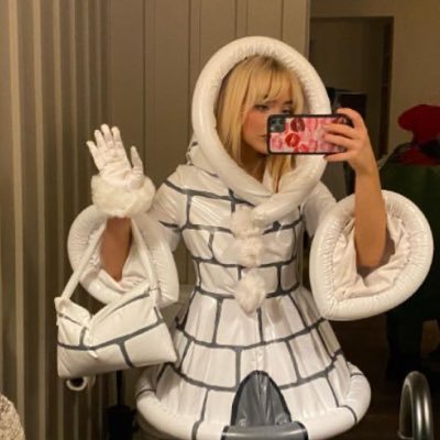 tscarpentermore's profile picture. โหเฟ๐ ๐๐หโ jurรญdico da taybrina #track5.